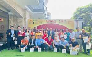 Cộng đồng Doanh nhân Vạn Phúc (VPBC) đã chính thức ra mắt với sứ mệnh quy tụ các doanh nhân tại khu dân cư Vạn Phúc, góp phần đẩy mạnh sự phát triển kinh tế và cộng đồng