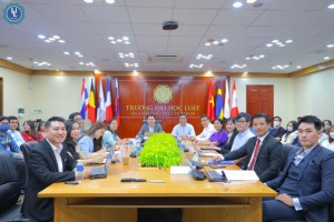 Toàn cảnh Hội thảo “Hợp đồng thông minh   Những vấn đề pháp lý liên quan” tại phòng họp A905 và trực tuyến thông qua phần mềm Zoom